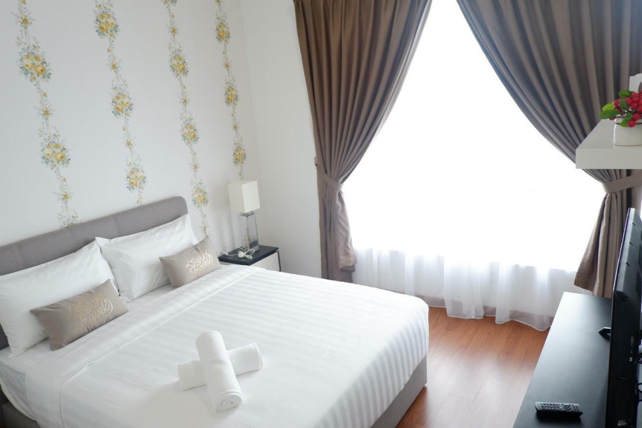 The Pinnacle Tower Johor Bahru Buitenkant foto