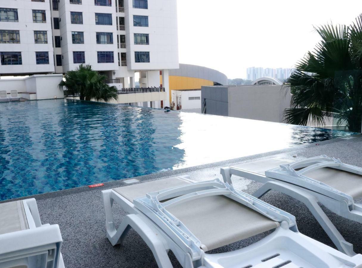 The Pinnacle Tower Johor Bahru Buitenkant foto