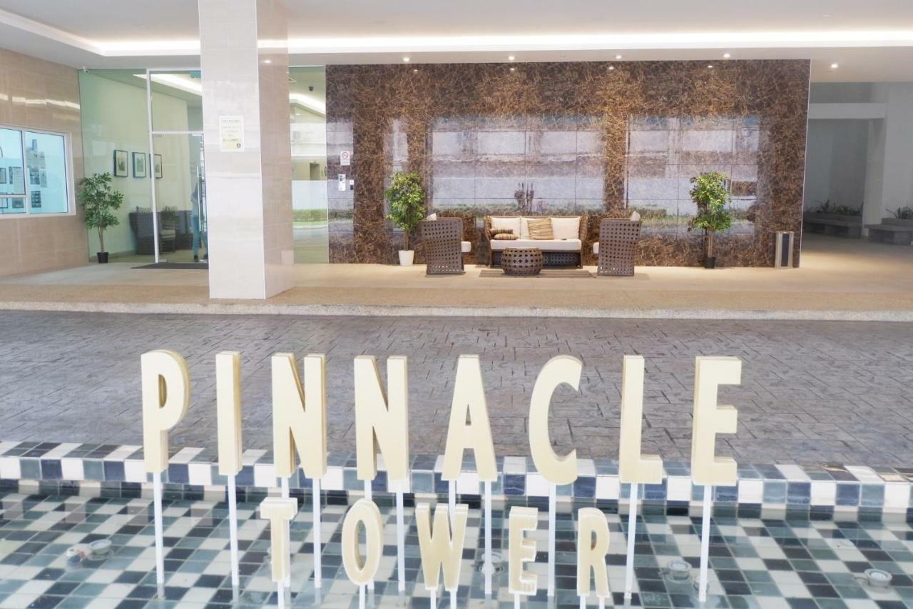 The Pinnacle Tower Johor Bahru Buitenkant foto